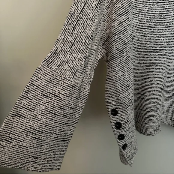 Madewell Texture & Thread Striped Knit Pullover Sweater Black White Button - Picture 5 of 6